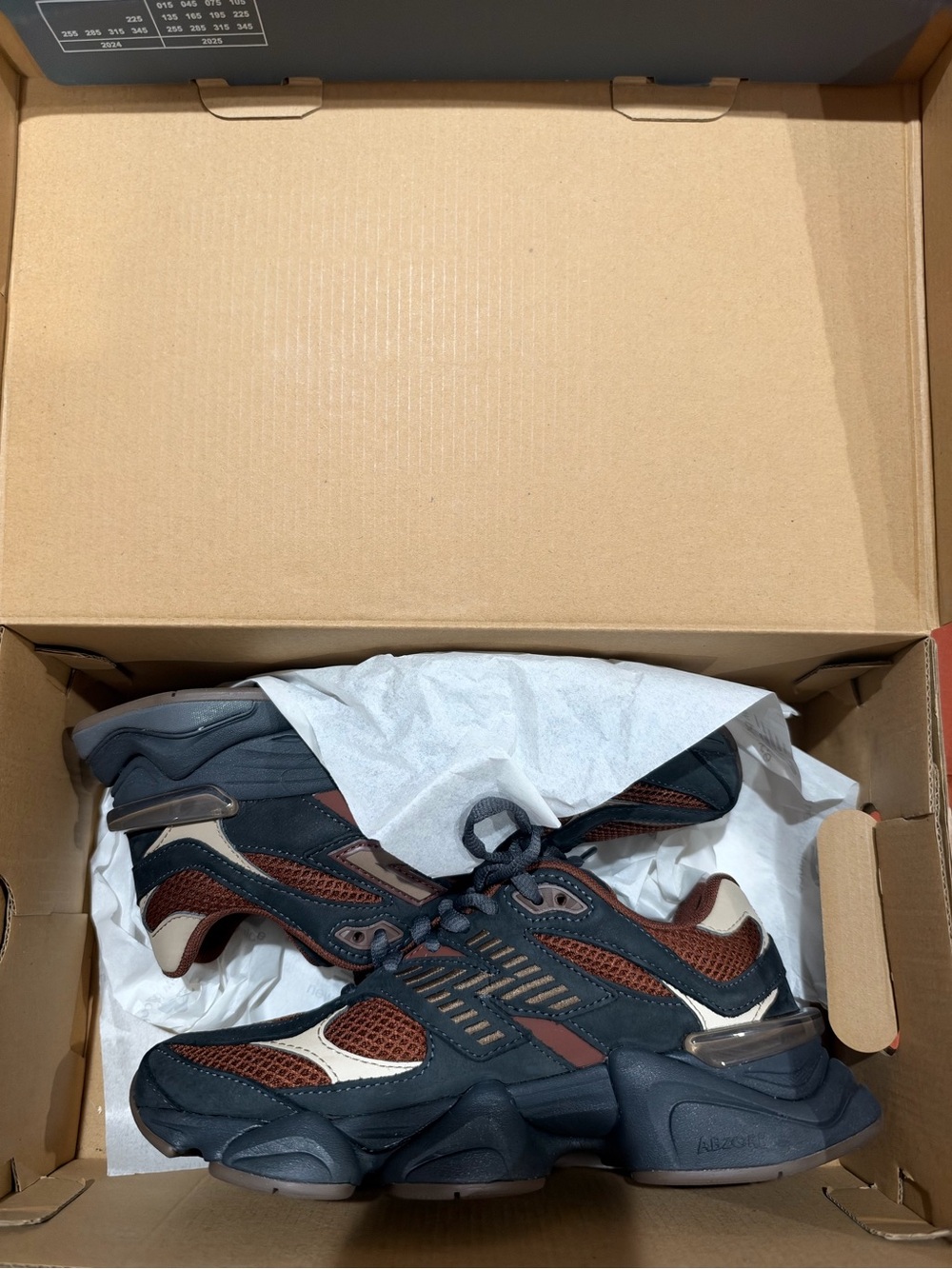 New balance 9060
